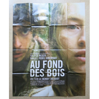 AFFICHE FILM : affiche de cinéma du film "Au fond des bois" dimension 115 x 158 cm (E031)