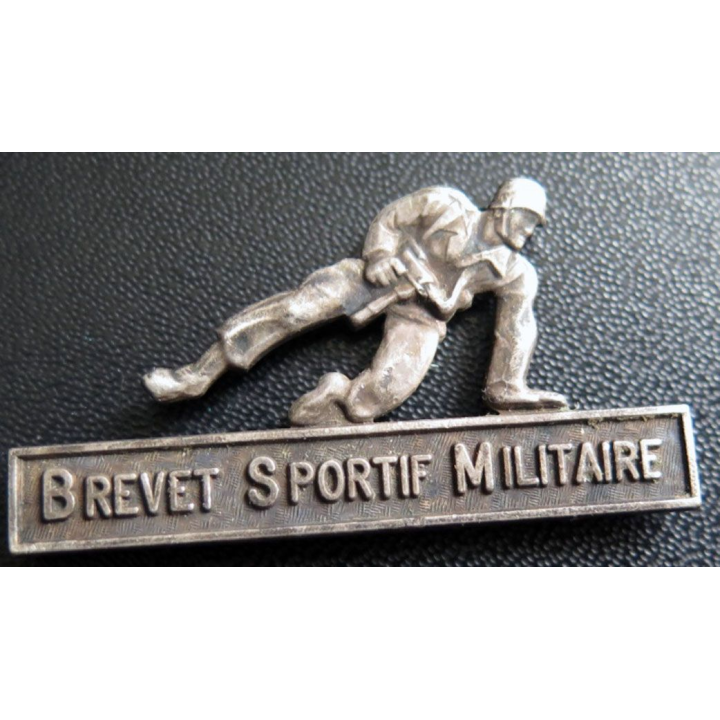 BSM : insigne métallique du brevet sportif militaire  dos guilloché argenté
