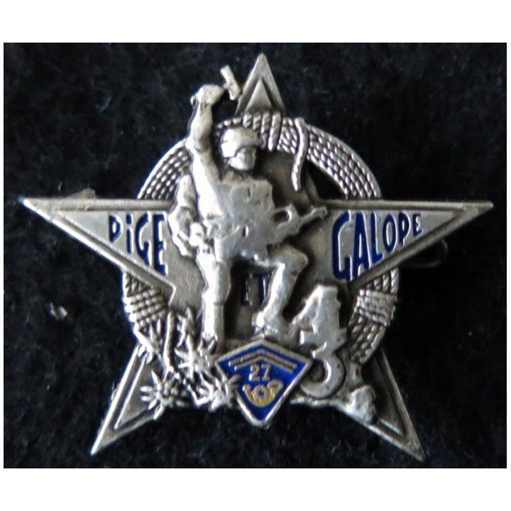 27° BCA : insigne métallique de la 3° Cie du 27° bataillon de chasseurs alpins Pichard