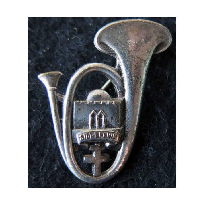8° BCP : insigne métallique du 8° bataillon de chasseurs à pied de fabrication Drago Paris H. 123