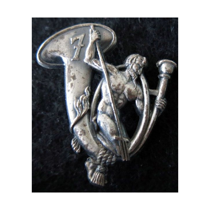 7° BCA : insigne métallique du 7° bataillon de chasseurs alpins de fabrication Drago Noisiel