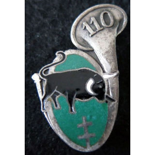 110° BCP : insigne métallique du 110° bataillon de chasseurs à pied fafrication Planchot en émail