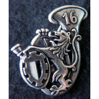 16° BCP : insigne métallique du 16° bataillon de chasseurs à pied de fabrication Boussemart G. 1165