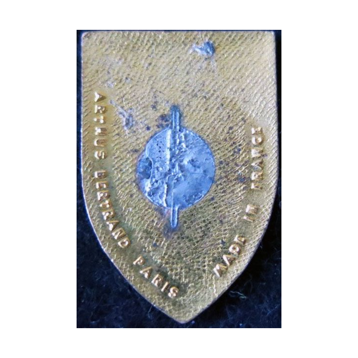 USA CALIFORNIA : insigne métallique  de ski alpin California de fabrication Arthus Bertrand émail