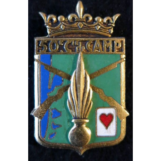 50° CC: Insigne métallique de la 50° Compagnie de Camp  fabrication Drago Paris G. 1950  en émail