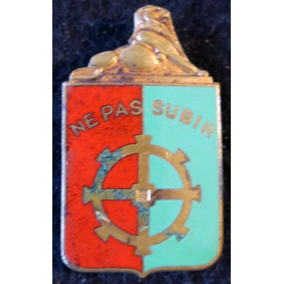 14° DI : insigne métallique de la 14° division d'infanterie de fabrication Chobillon (poinçon) en émail