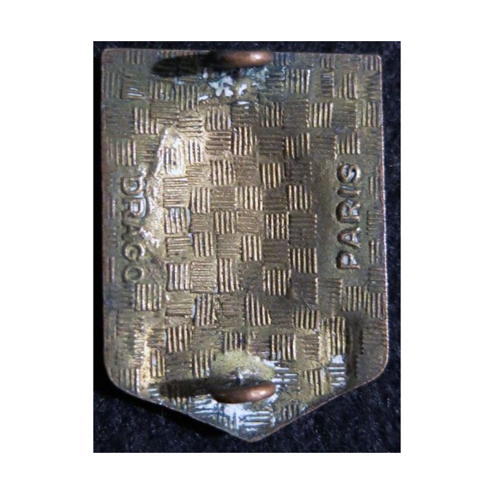 46° RI : Insigne métallique du 46° régiment d'infanterie de fabrication Drago Paris dos guilloché
