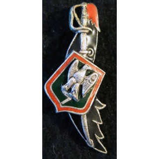 7° RCH : insigne métallique du 7° régiment de chasseurs de fabrication Drago G. 2037