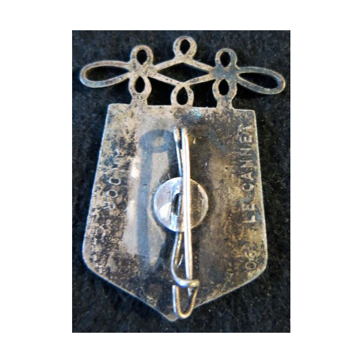 8° RH : insigne métallique du 8° régiment de hussards de fabrication Andor en émail