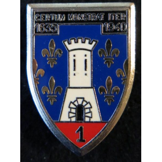 1° RC : insigne métallique du 1° régiment de cuirassiers de fabrication Delsart Sens  H. 475