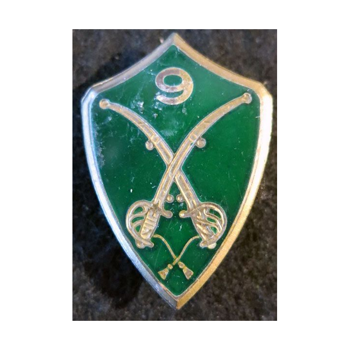 9° RCH : 9° régiment de chasseurs de fabrication Drago Paris G. 2338 vert foncé