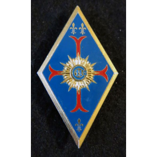 11° RC : insigne métallique du 11° régiment de cuirassiers de fabrication A.B Paris G. 3016