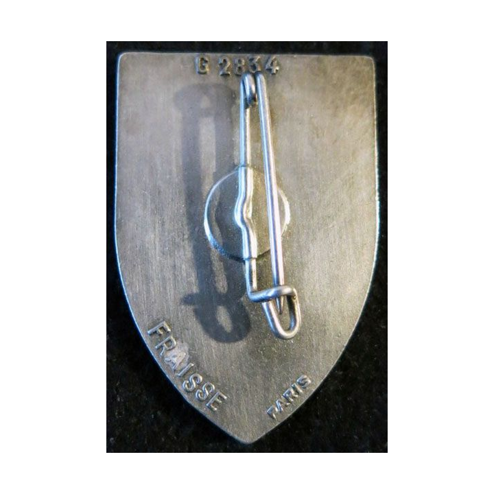 102° DI : Insigne métallique de la 102° division d’infanterie de fabrication Fraisse Paris G. 2834