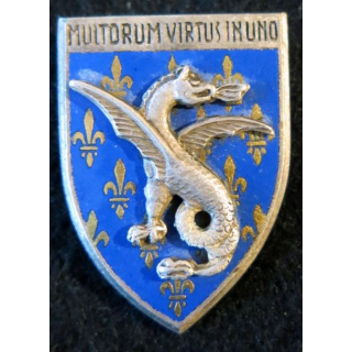 18° RD : insigne métallique du 18° régiment de dragons de fabrication Drago Paris G.1913 en émail