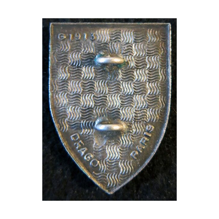 18° RD : insigne métallique du 18° régiment de dragons de fabrication Drago Paris G.1913 en émail