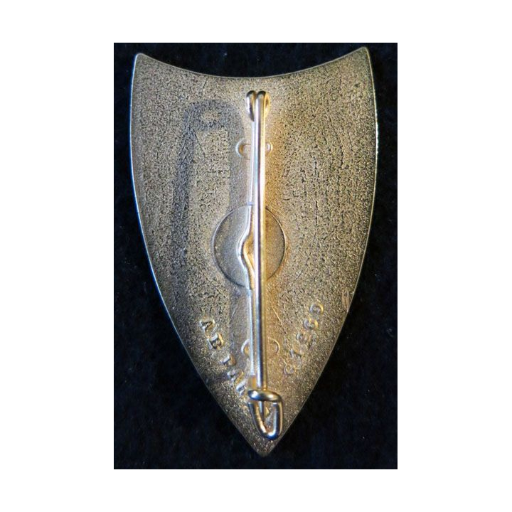 27° RD : insigne métallique du 27° régiment de dragons de fabrication Arthus Bertrand Paris G. 1269