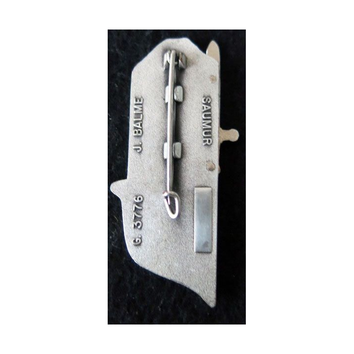 PROMOTION EMHM : insigne métallique promotion  "ADT VAUDELLE" de fabrication J. Balme G. 3776