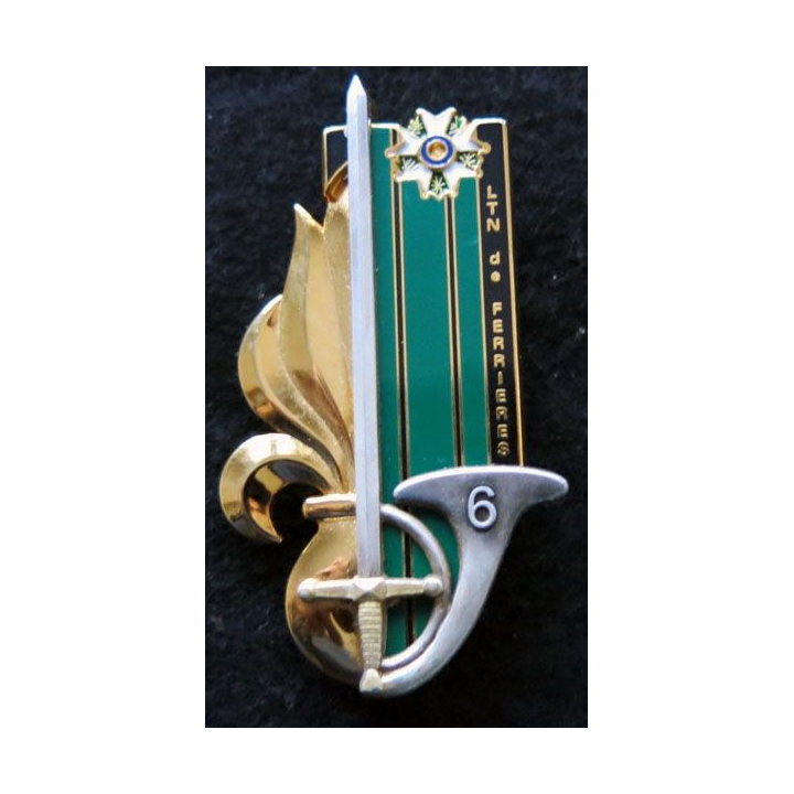 PROMOTION EMIA  : insigne métallique de la 42° promotion Lieutenant de Ferrières LR Paris G. 4807