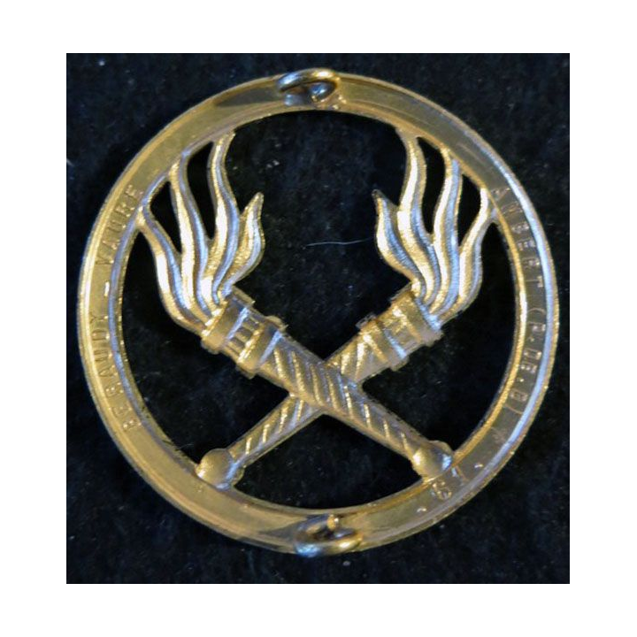 INSIGNE DE BÉRET SEA : Insigne de béret du Service des Essences de fabrication Beraudy-Vaure