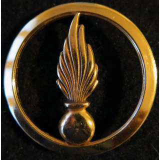 INSIGNE DE BÉRETCORPS DES EXPERTS : insigne de béret du Corps des experts de fabrication L. Bichet