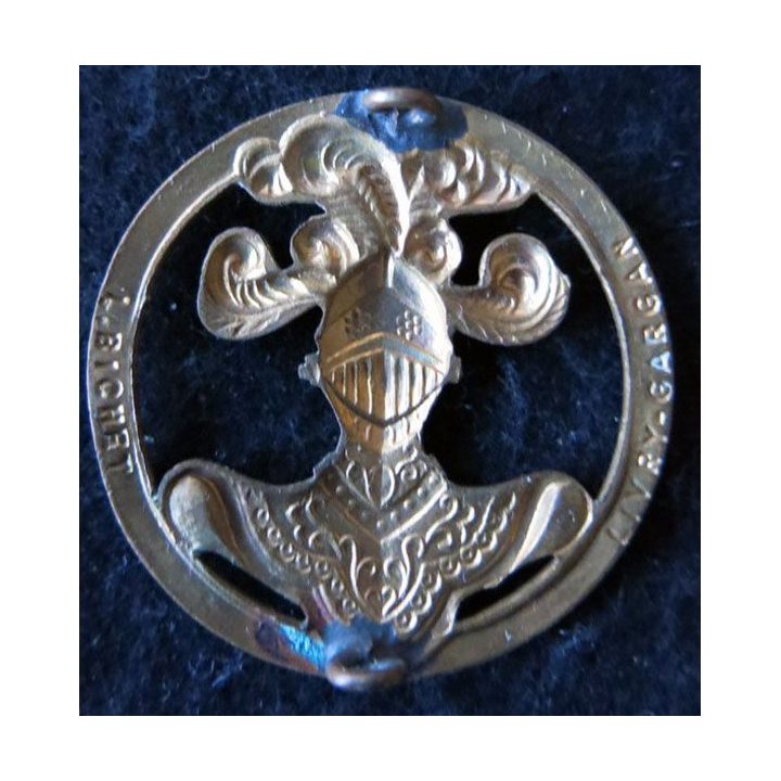INSIGNE DE BÉRET SPAHIS : insigne de béret des régiments de spahis L. Bichet cuivré