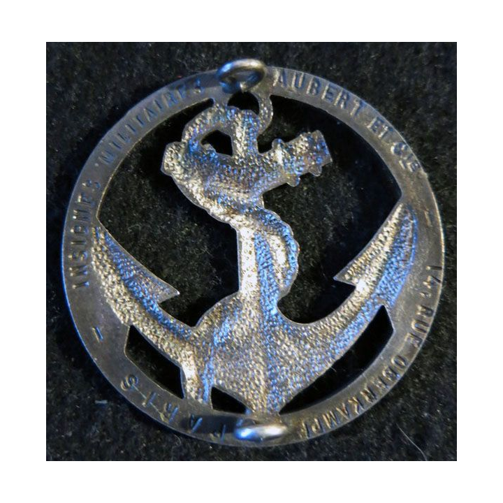 insigne de béret des troupes coloniales (Matériel) fabrication Aubert argenté