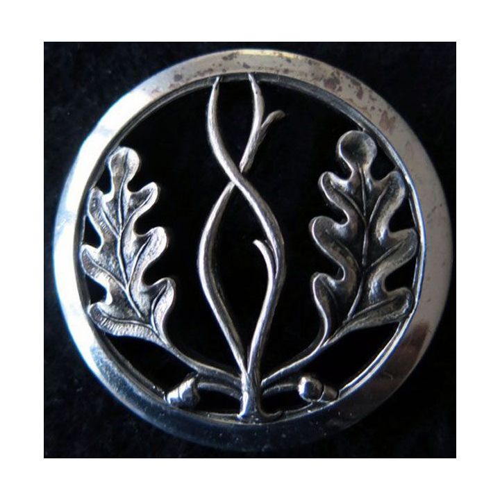 INSIGNE DE BÉRET : insigne de béret du trésor aux armées de fabrication L. Bichet argenté