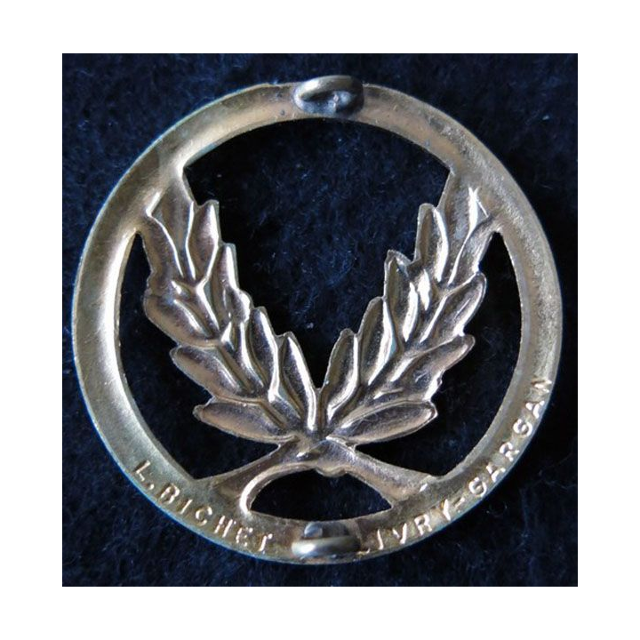 INSIGNE DE BÉRET : Insigne de béret de l’aumônerie générale de fabrication L. Bichet