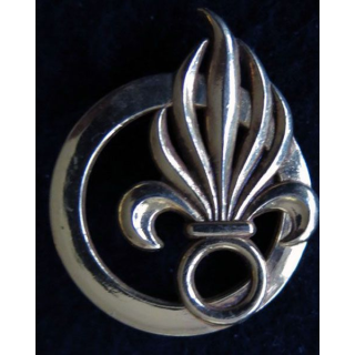 INSIGNE DE BÉRET COMLE : insigne de béret du commandement de la Légion étrangère de fabrication Coinderoux G. 3840