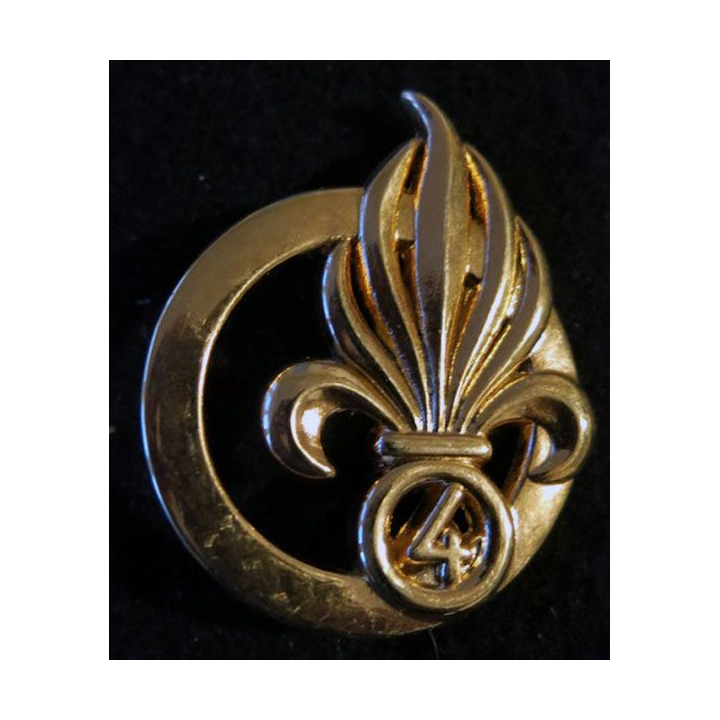 INSIGNE DE BÉRET 4° RE : insigne de béret du 4° régiment étranger de fabrication Boussemart G. 3840