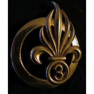 INSIGNE DE BÉRET 3° REI : insigne de béret du 3° régiment étranger d'infanterie de fabrication Coinderoux G. 3840