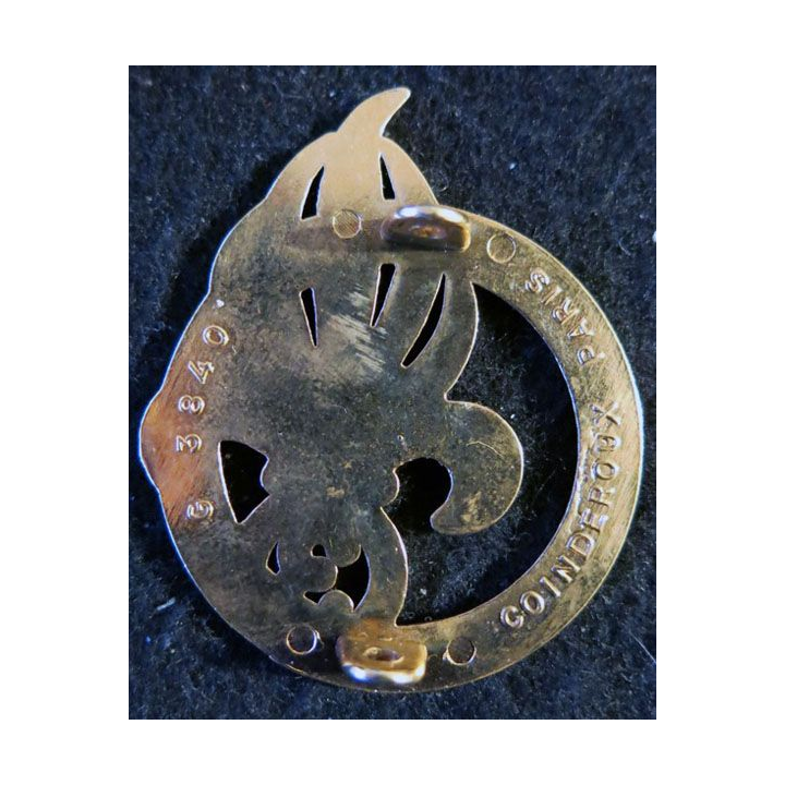 INSIGNE DE BÉRET 3° REI : insigne de béret du 3° régiment étranger d'infanterie de fabrication Coinderoux G. 3840