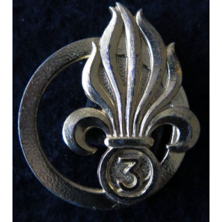 INSIGNE DE BÉRET 3° REI : insigne de béret du 3° régiment étranger d'infanterie de fabrication Drago Paris
