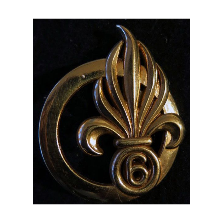 INSIGNE DE BÉRET 6° REG : insigne de béret du 6° régiment étranger de génie de fabrication Coinderoux G. 3840