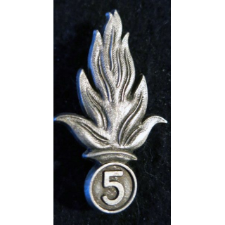 INSIGNE DE BÉRET 5° REI : insigne de béret du 5° régiment étranger d'infanterie Extrême-Orient fabrication Drago R77