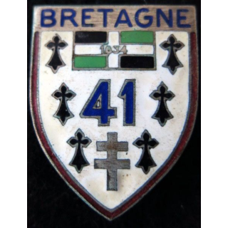 41° RI : Insigne métallique du 41° régiment d'infanterie en émail fabrication A.B dos lisse