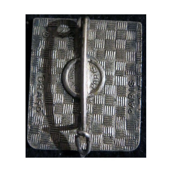 2° RI : insigne métallique du 2° régiment d'infanterie de fabrication Drago  G.427 Nef argentée en émail