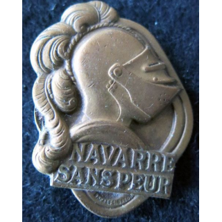 5° RI : insigne métallique du 5° régiment d'infanterie Navarre sans peur Drago O. Métra signé L. Bazor