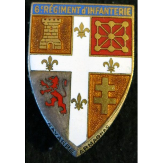 6° RI : 6° régiment d'infanterie de fabrication Drago Paris G. 1167 en émail faux numéro