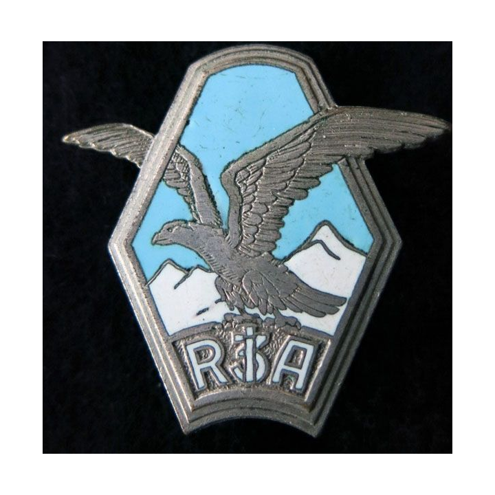3° RIA : insigne métallique du 3° régiment d'infanterie Alpine fabrication Drago Paris en émail