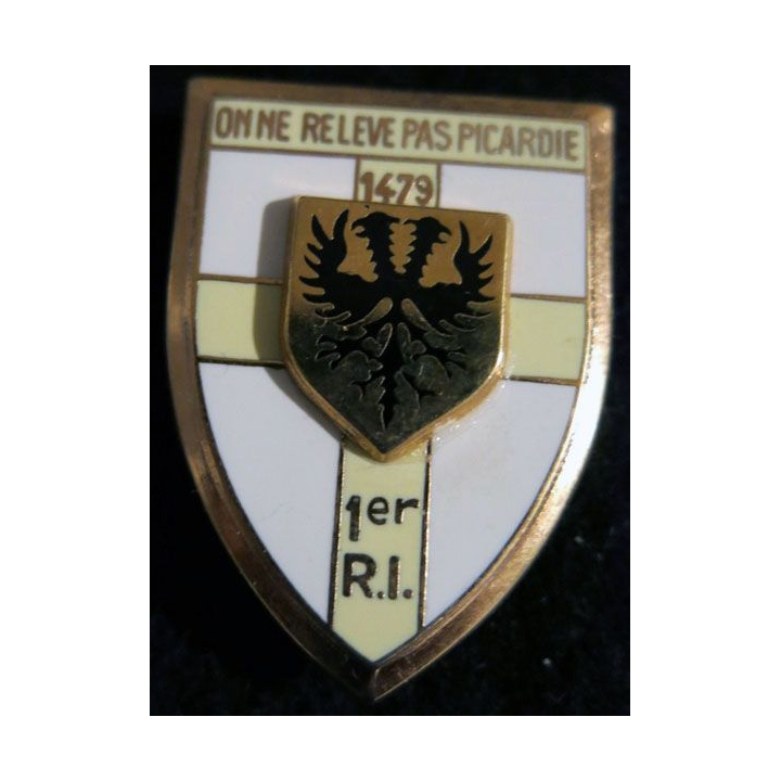 1° RI : 1° régiment d'infanterie de fabrication Ballard G. 2118 insigne chef de corps
