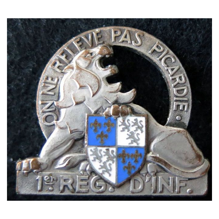 1° RI : 1° régiment d'infanterie de fabrication Arthus Bertrand signé Delanoy sculteur émail