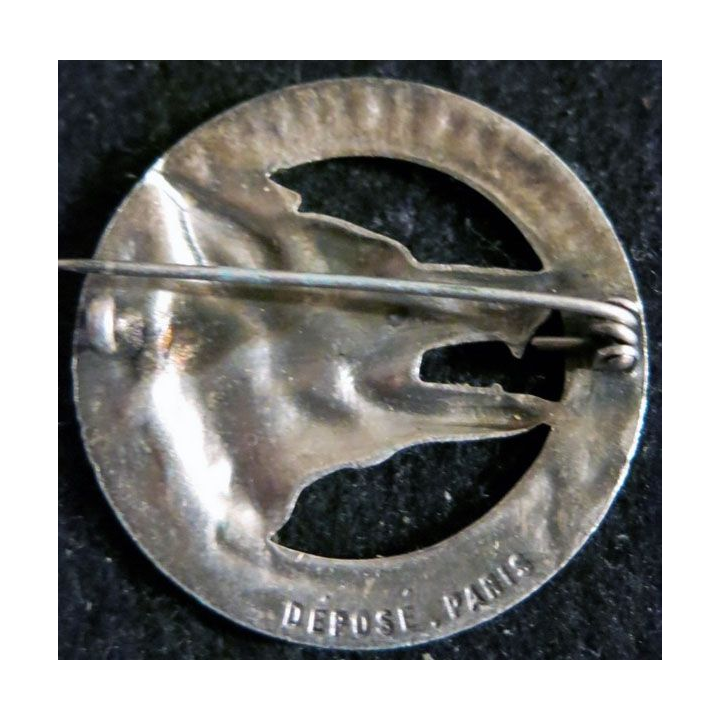 8° RI : insigne métallique du 8° régiment d'Infanterie  période 1937 de fabrication (Mourgeon) déposé Paris