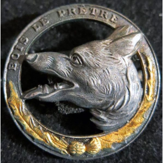 168° RIF : insigne métallique du 168° régiment d''infanterie de forteresse Les Loups du Bois Le Prêtre 27 mm embouti