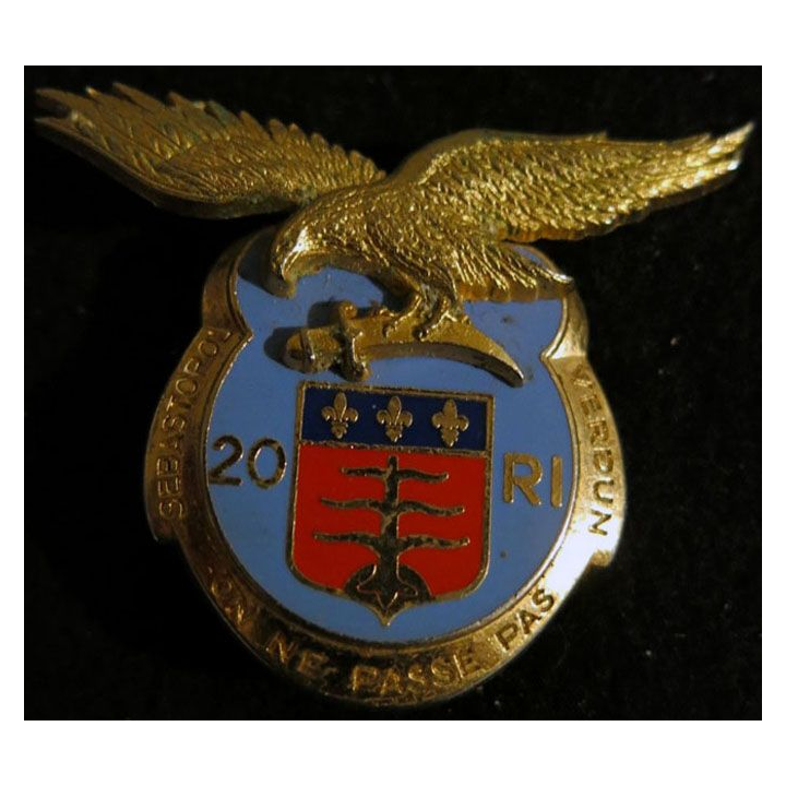 20° RI : insigne métallique du 20° régiment d''infanterie de fabrication Drago Noisiel G. 1977
