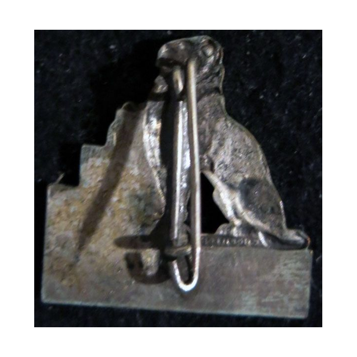 23° RI : insigne du 23° régiment d'infanterie régiment des lions, Fontenoy 1745  1914 - 1918 en métal fabrication Chobillon