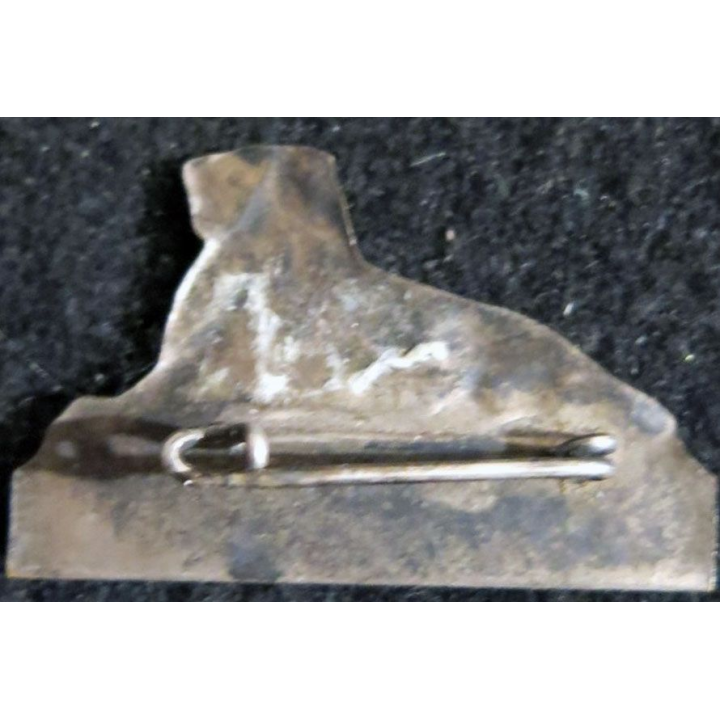 23° RI : insigne du 23° régiment d'infanterie régiment des lions, Fontenoy 1745  en métal fabrication (Isler) non marqué