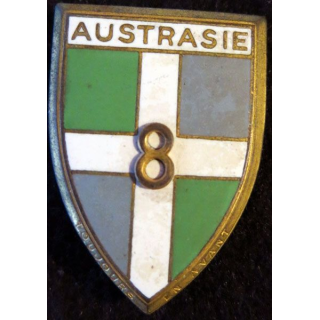 8° RI : insigne métallique du 8° régiment d'infanterie Austrasie de fabrication Drago Paris G. 1197 en émail