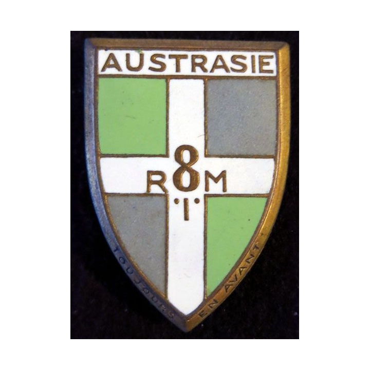 8° RIM : insigne métallique du 8° régiment d'infanterie motorisé Austrasie de fabrication Arthus Bertrand G. 1197