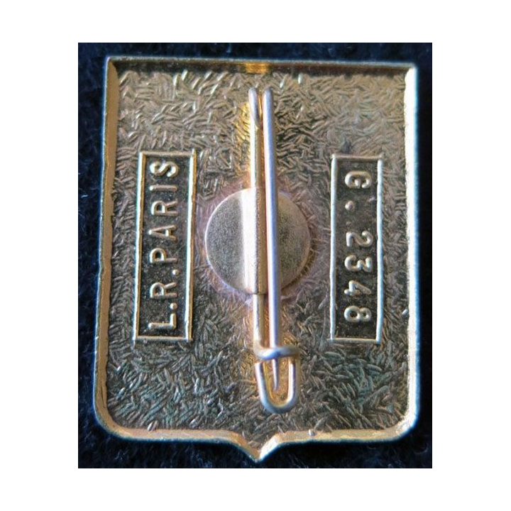 33° RID : insigne métallique du 33° régiment d'infanterie divisionnaire 1625 de fabrication LR Paris G. 2348 en émail